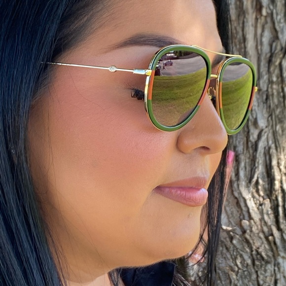 GUCCI AVIATOR SUNGLASSES - Picture 3 of 6